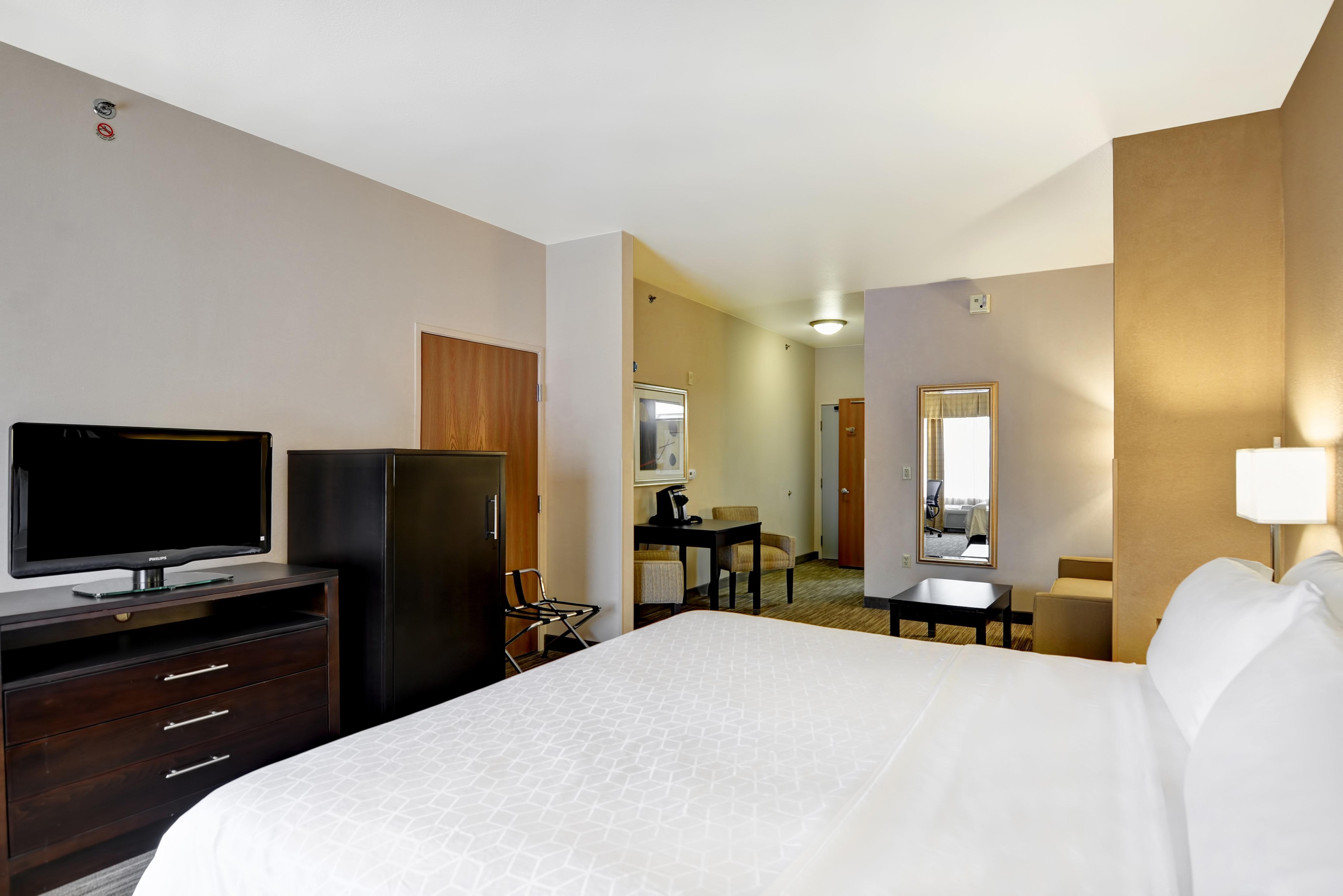 Holiday Inn Express Hotel & Suites Milwaukee-New Berlin By Ihg Eksteriør bilde