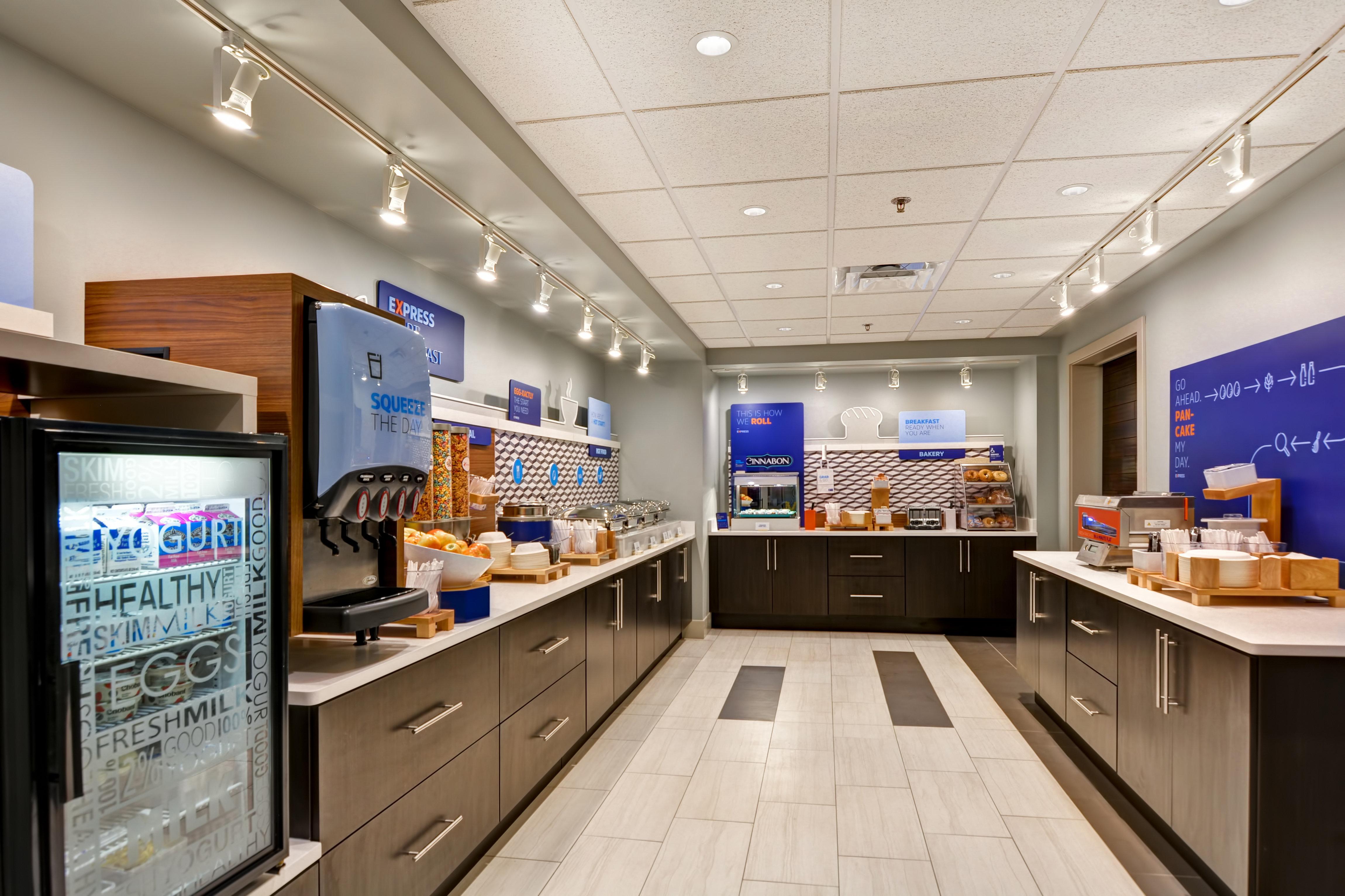 Holiday Inn Express Hotel & Suites Milwaukee-New Berlin By Ihg Eksteriør bilde