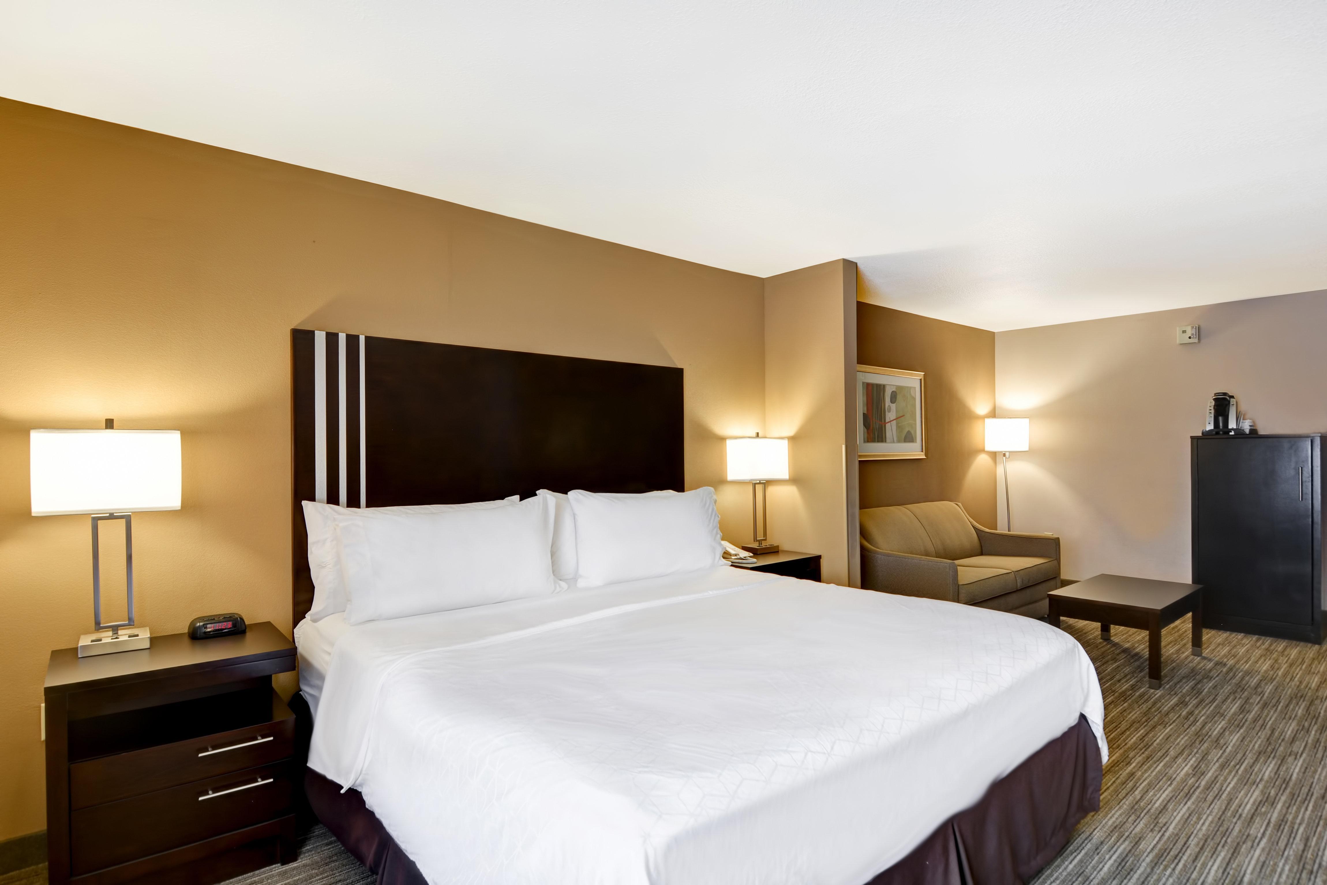 Holiday Inn Express Hotel & Suites Milwaukee-New Berlin By Ihg Eksteriør bilde