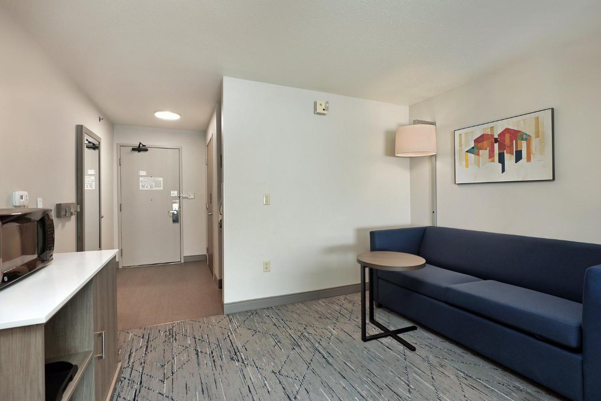 Holiday Inn Express Hotel & Suites Milwaukee-New Berlin By Ihg Eksteriør bilde