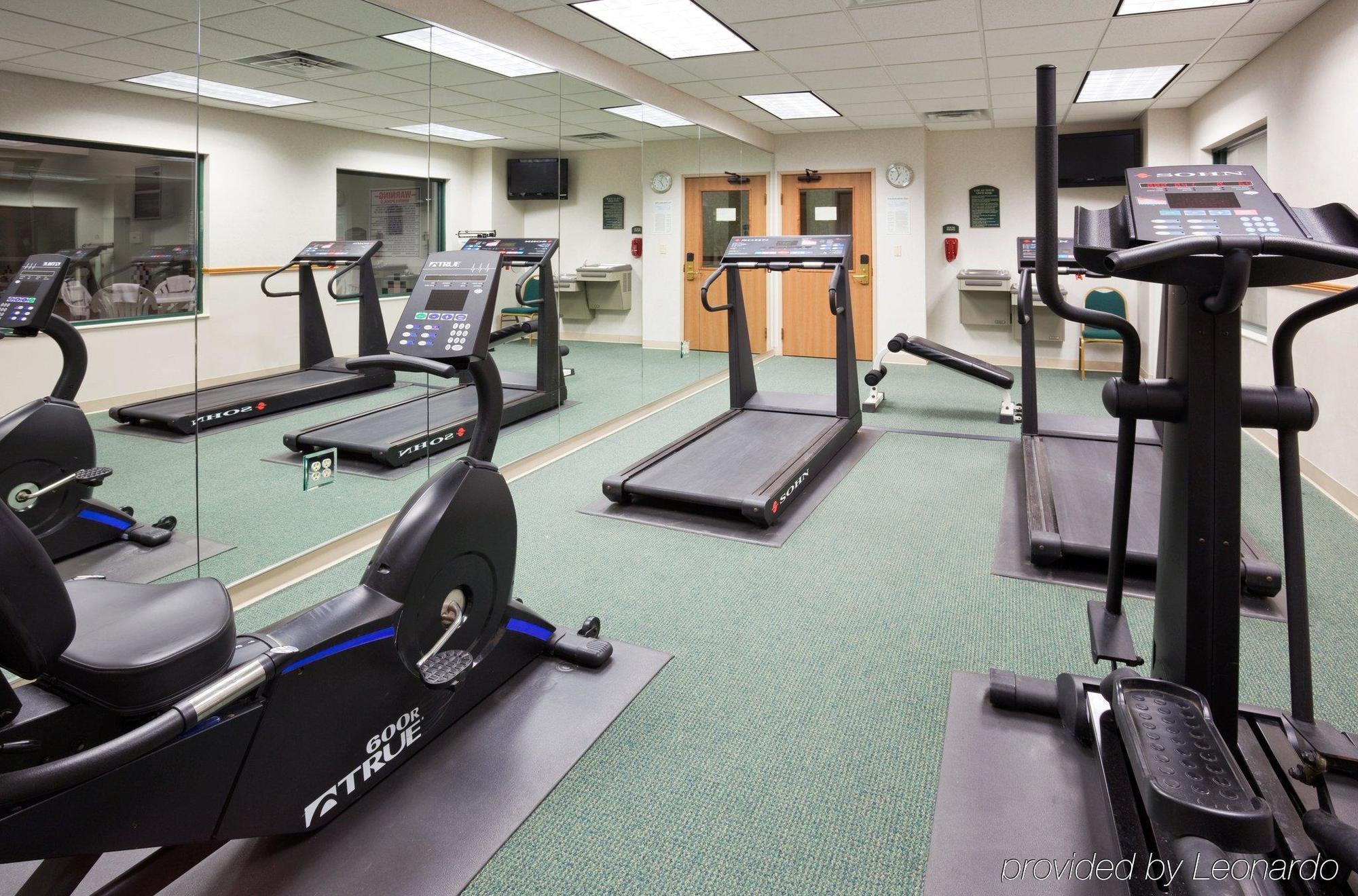 Holiday Inn Express Hotel & Suites Milwaukee-New Berlin By Ihg Fasiliteter bilde